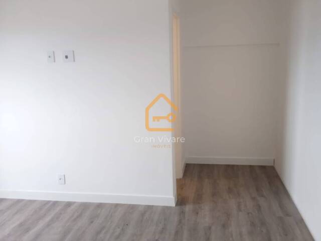 Casa para Venda em São José dos Campos - 2