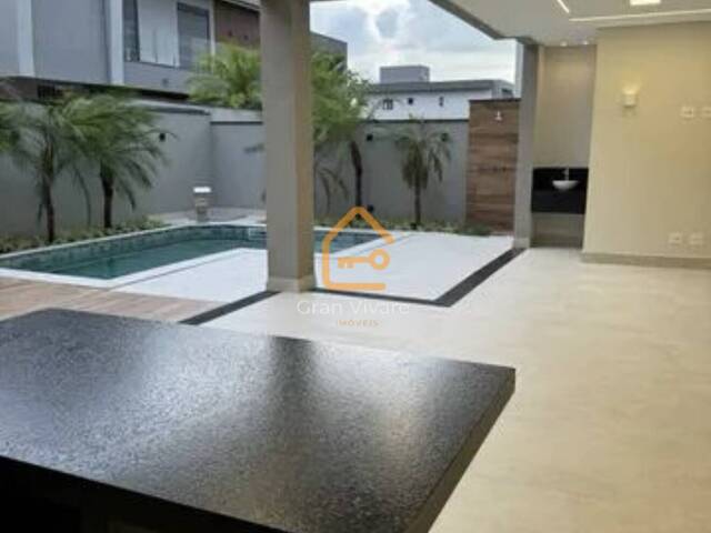 Casa para Venda em São José dos Campos - 3