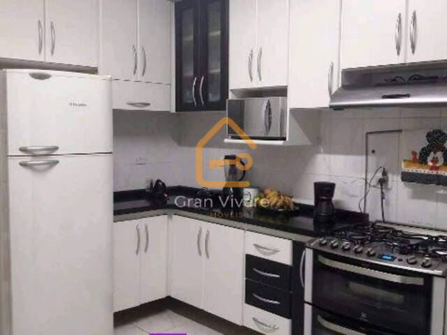 Sobrado para Venda em Jacareí - 4