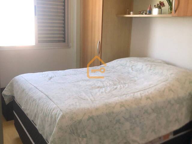 Apartamento para Venda em São José dos Campos - 2