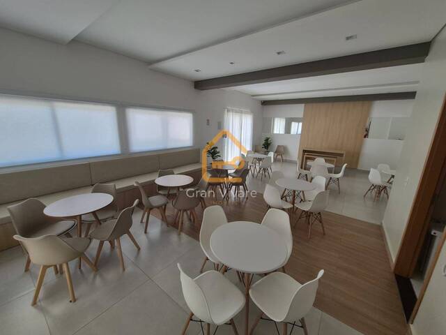 Venda em Condomínio Residencial Colinas do Paratehy - São José dos Campos