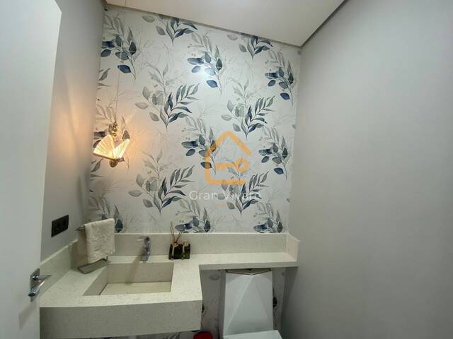 Casa para Venda em São José dos Campos - 3