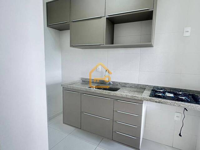 Apartamento para Venda em Jacareí - 3