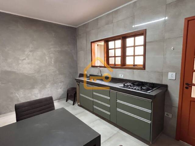 Casa para Venda em Jacareí - 5