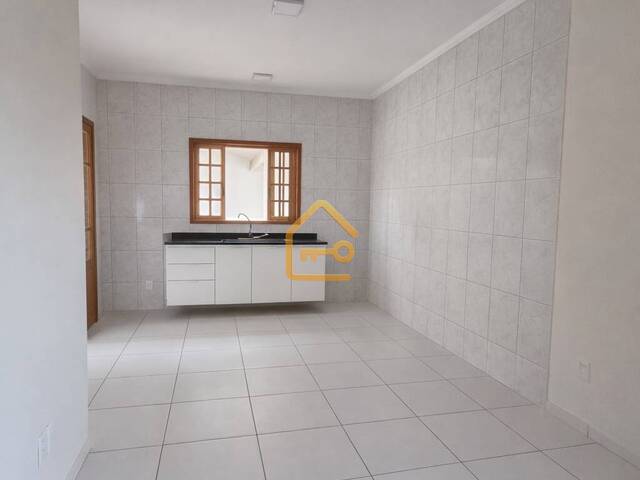 Casa para Venda em Jacareí - 4