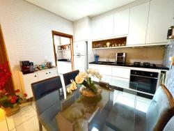 #CA30 - Casa para Venda em Jacareí - SP - 2