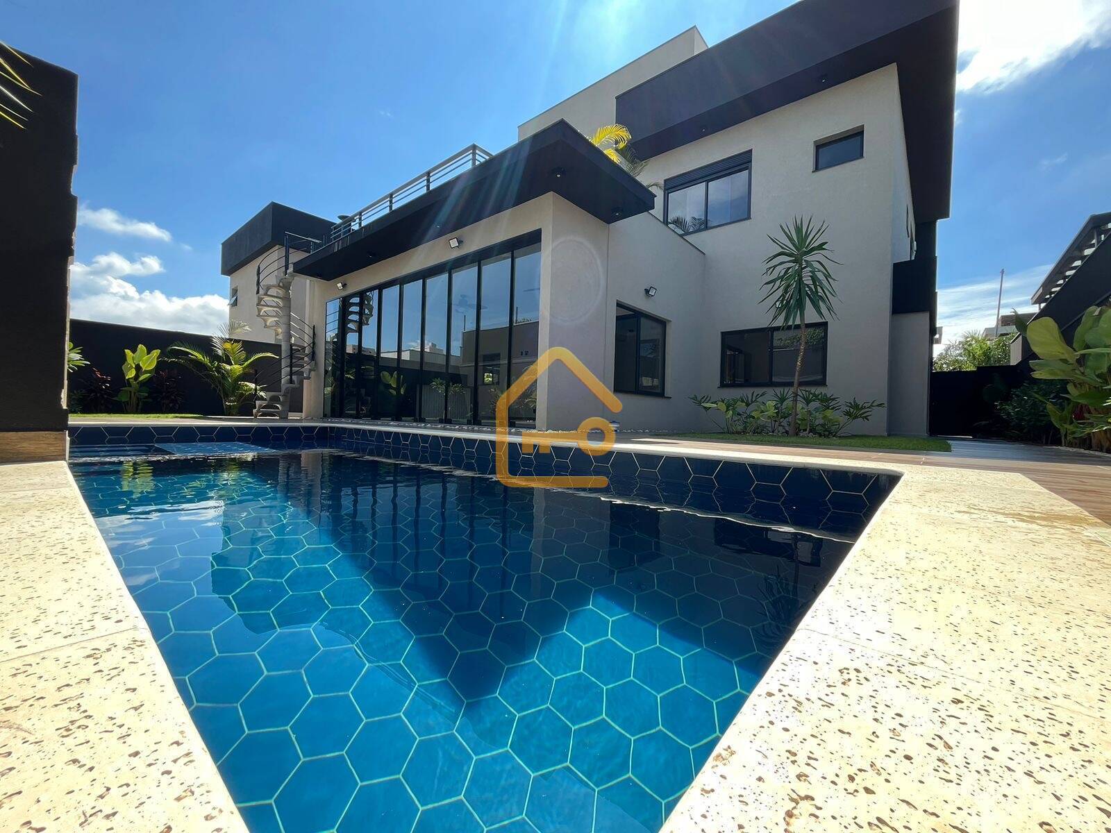 Casa Sobrado, 4 dormitórios (3 suítes), 6 vagas, Res. Mônaco, Urbanova Sjc.